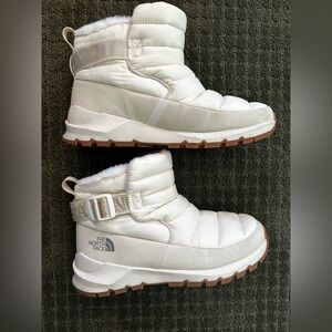 The North Face Cream Quilted Boots